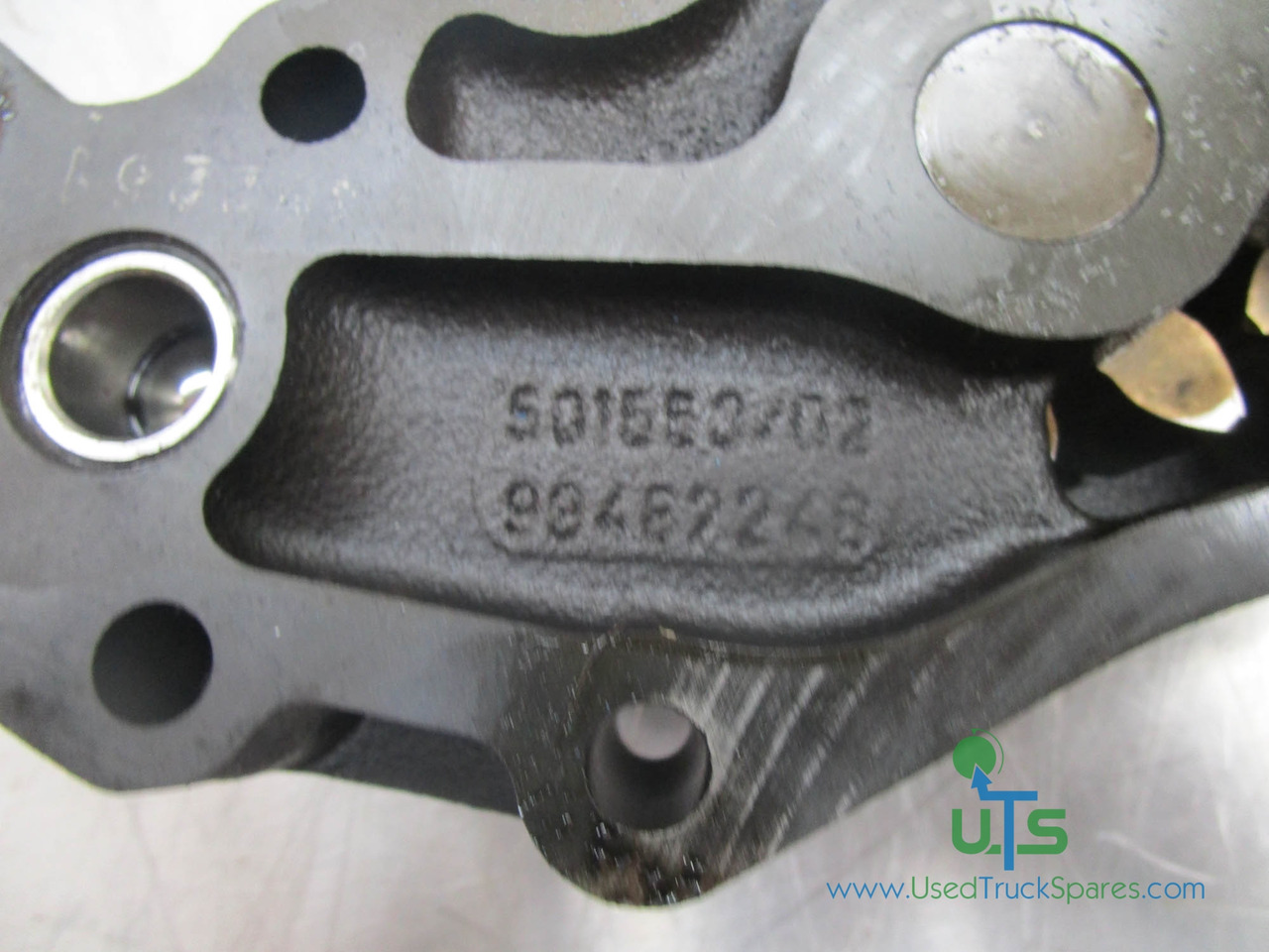 IVECO CURSOR OIL PUMP P/NO 501553/02 - Motore e ricambi per Camion: foto 2 IVECO CURSOR OIL PUMP P/NO 501553/02 - Motore e ricambi per Camion: foto 2