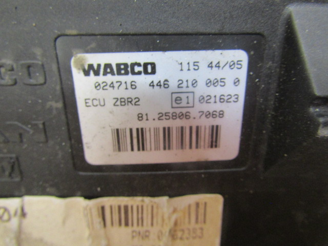MAN TGL ECU WABCO P/NO 446 210 0050 - ECU per Camion: foto 2 MAN TGL ECU WABCO P/NO 446 210 0050 - ECU per Camion: foto 2