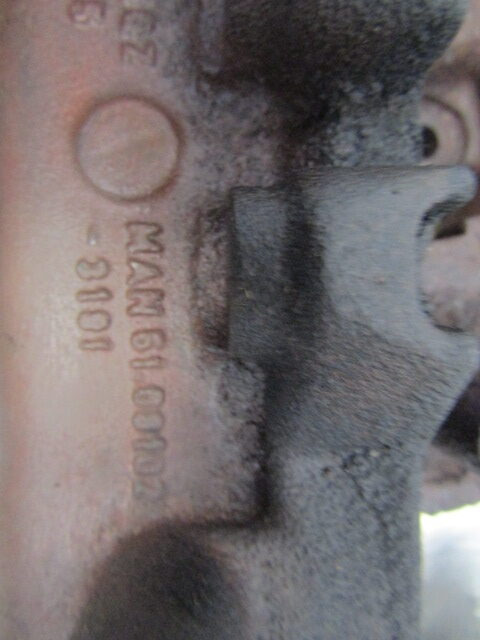 MAN TGM 340 DO836 EXHAUST MAINFOLD 3 PIECES - Impianto di scarico per Camion: foto 4 MAN TGM 340 DO836 EXHAUST MAINFOLD 3 PIECES - Impianto di scarico per Camion: foto 4