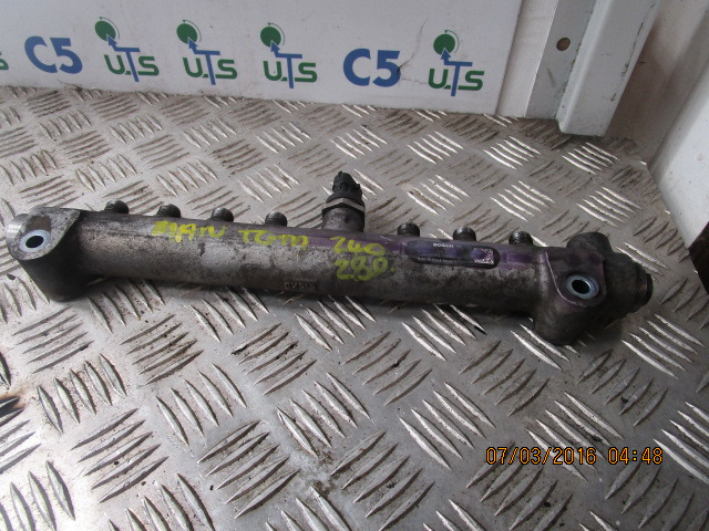 MAN TGM DO836 BOSCH FUEL RAIL P/NO 0445226056 - Sistema di alimentazione per Camion: foto 1 MAN TGM DO836 BOSCH FUEL RAIL P/NO 0445226056 - Sistema di alimentazione per Camion: foto 1