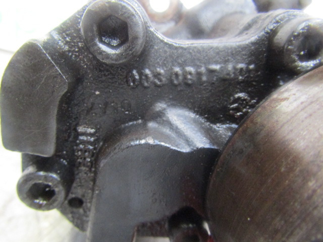 MERCEDES 1829 OM906 EURO 5 OIL FEED PUMP 0030917401 - Motore e ricambi per Camion: foto 2 MERCEDES 1829 OM906 EURO 5 OIL FEED PUMP 0030917401 - Motore e ricambi per Camion: foto 2