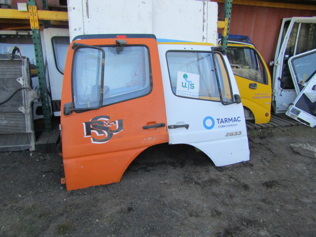 MERCEDES ATEGO/AXOR COMPLETE DOORS - Cabina e interni per Camion: foto 1 MERCEDES ATEGO/AXOR COMPLETE DOORS - Cabina e interni per Camion: foto 1