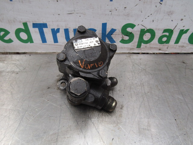 MERCEDES VARIO ZF POWER STEERING PUMP P/NO 00024681680 - Sterzo per Camion: foto 1 MERCEDES VARIO ZF POWER STEERING PUMP P/NO 00024681680 - Sterzo per Camion: foto 1