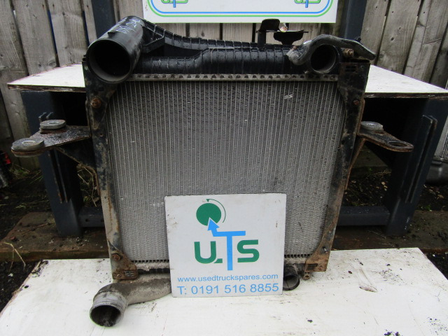 SCANIA P94 230 RADIATOR/INTERCOOLER PACK P/NO 1400937 - Radiatore per Camion: foto 4 SCANIA P94 230 RADIATOR/INTERCOOLER PACK P/NO 1400937 - Radiatore per Camion: foto 4