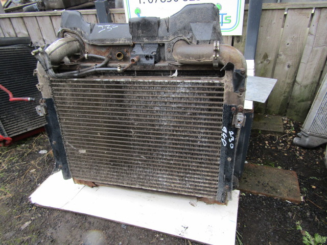 SCANIA P94 230 RADIATOR/INTERCOOLER PACK P/NO 1400937 - Radiatore per Camion: foto 2 SCANIA P94 230 RADIATOR/INTERCOOLER PACK P/NO 1400937 - Radiatore per Camion: foto 2
