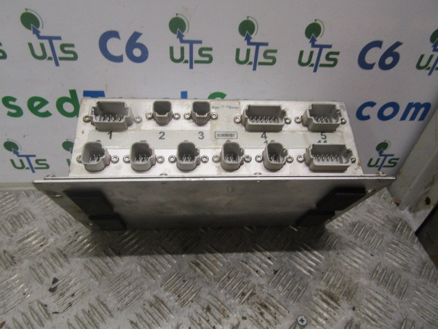 SCHMIDT STRATOS GRITTER ECU/CONTROL TYPE NU501K - ECU per Veicolo speciale/ Comunale: foto 1 SCHMIDT STRATOS GRITTER ECU/CONTROL TYPE NU501K - ECU per Veicolo speciale/ Comunale: foto 1