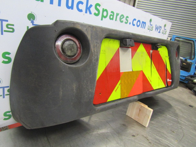 SCHMIDT SWINGO 2015 EURO 6 REAR BUMPER P/NO 1158470-6 - Cabina e interni per Camion: foto 2 SCHMIDT SWINGO 2015 EURO 6 REAR BUMPER P/NO 1158470-6 - Cabina e interni per Camion: foto 2