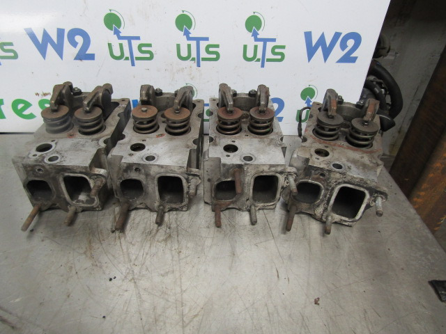 SCHMIDT SWINGO CYLINDER HEAD (R754 ENGINE) P/NO 90352041F - Motore e ricambi per Camion: foto 3 SCHMIDT SWINGO CYLINDER HEAD (R754 ENGINE) P/NO 90352041F - Motore e ricambi per Camion: foto 3