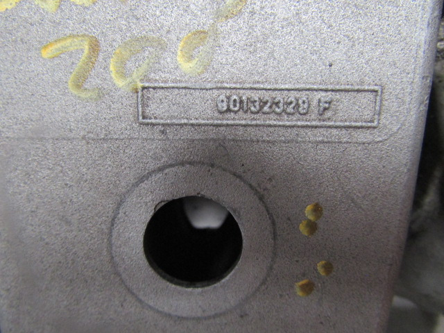 SCHMIDT SWINGO ROCKER COVER (R754 ENGINE) P/NO 90132328F - Motore e ricambi per Camion: foto 2 SCHMIDT SWINGO ROCKER COVER (R754 ENGINE) P/NO 90132328F - Motore e ricambi per Camion: foto 2