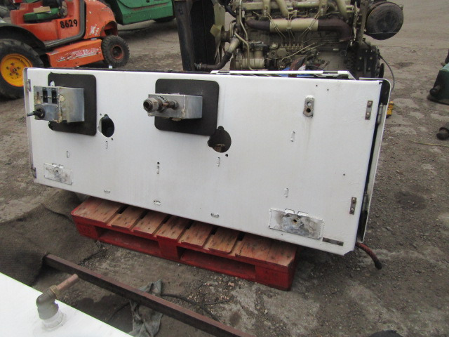 THERMO KING SPECTRUM TS DIESEL FRIDGE UNIT COMPLETE IN GOOD RUNNING ORDER - Frigorifero per Camion: foto 4 THERMO KING SPECTRUM TS DIESEL FRIDGE UNIT COMPLETE IN GOOD RUNNING ORDER - Frigorifero per Camion: foto 4