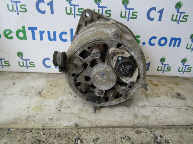 VOLVO FL D6B ALTERNATOR BOSCH P/NO 012468121 - Sistema elettrico per Camion: foto 2 VOLVO FL D6B ALTERNATOR BOSCH P/NO 012468121 - Sistema elettrico per Camion: foto 2
