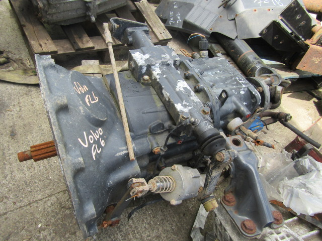 VOLVO FLE EATON 4106A 6 SPEED GEARBOX SUITS 1998 – 2006 TRUCK - Cambio per Camion: foto 3 VOLVO FLE EATON 4106A 6 SPEED GEARBOX SUITS 1998 – 2006 TRUCK - Cambio per Camion: foto 3