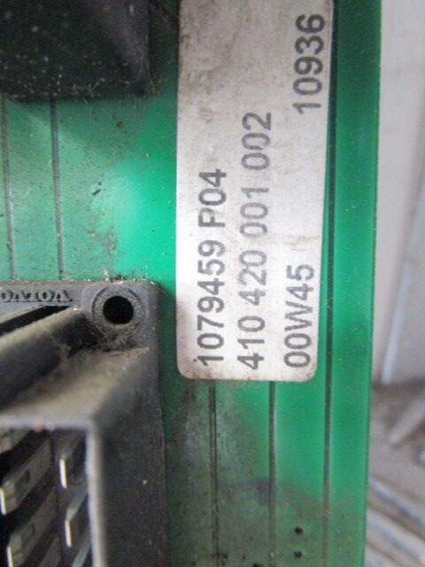 VOLVO FLE/FL6 FUSEBOARD 1079459 P04 - Sistema elettrico per Camion: foto 2 VOLVO FLE/FL6 FUSEBOARD 1079459 P04 - Sistema elettrico per Camion: foto 2