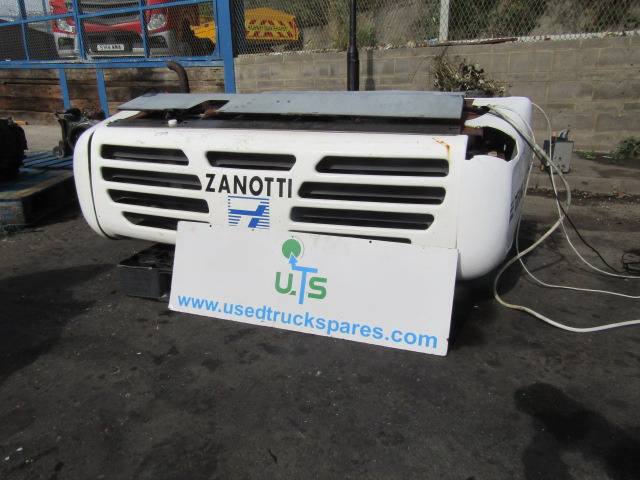 ZANOTTI DFZ435 FRIDGE UNIT DIESEL 3CYL PERKIN DIESEL ENGINE - Frigorifero per Camion: foto 1 ZANOTTI DFZ435 FRIDGE UNIT DIESEL 3CYL PERKIN DIESEL ENGINE - Frigorifero per Camion: foto 1