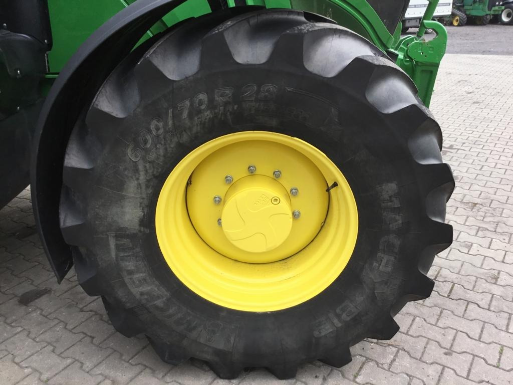 Trattore John Deere 6195R: foto 8 Trattore John Deere 6195R: foto 8