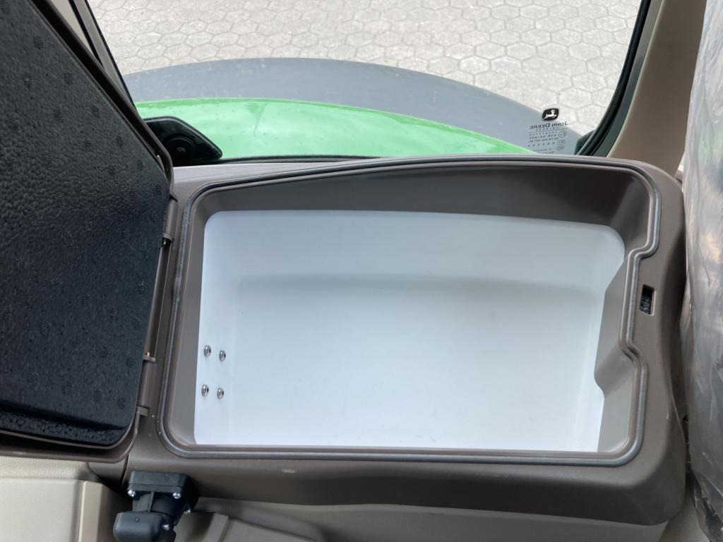 John Deere 6R140 - Trattore: foto 4 John Deere 6R140 - Trattore: foto 4