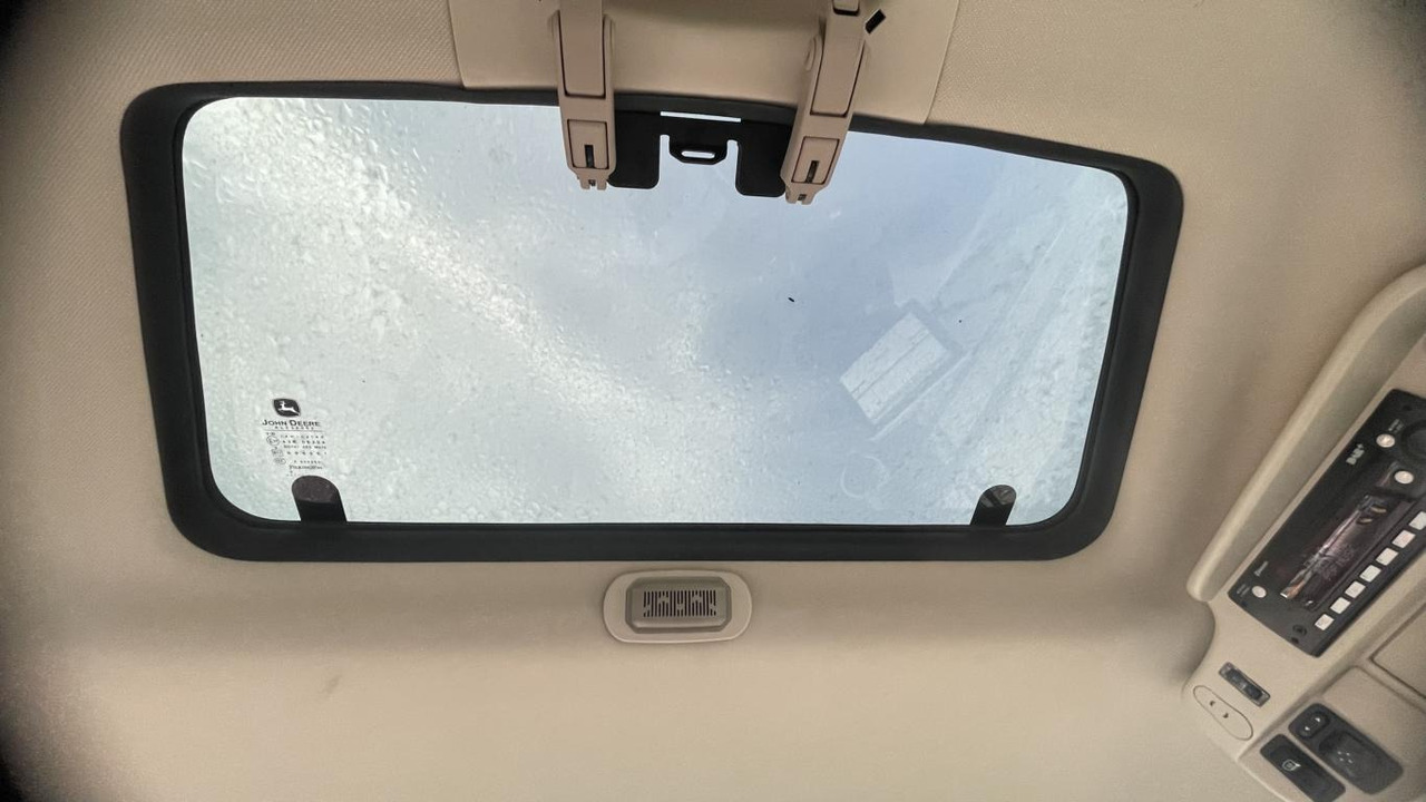 John Deere 6R215 - Trattore: foto 4 John Deere 6R215 - Trattore: foto 4