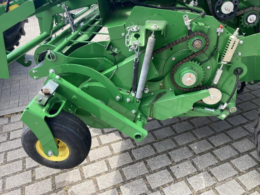 John Deere V461M - PAKET FÜR RUNDBALLENPR - Fasciatore: foto 4 John Deere V461M - PAKET FÜR RUNDBALLENPR - Fasciatore: foto 4