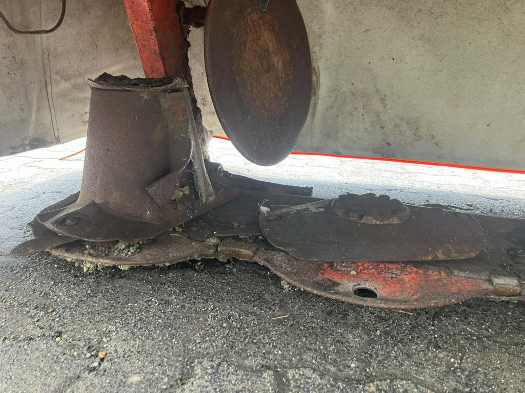 Kuhn GMD 4410 - Falciatrice: foto 2 Kuhn GMD 4410 - Falciatrice: foto 2