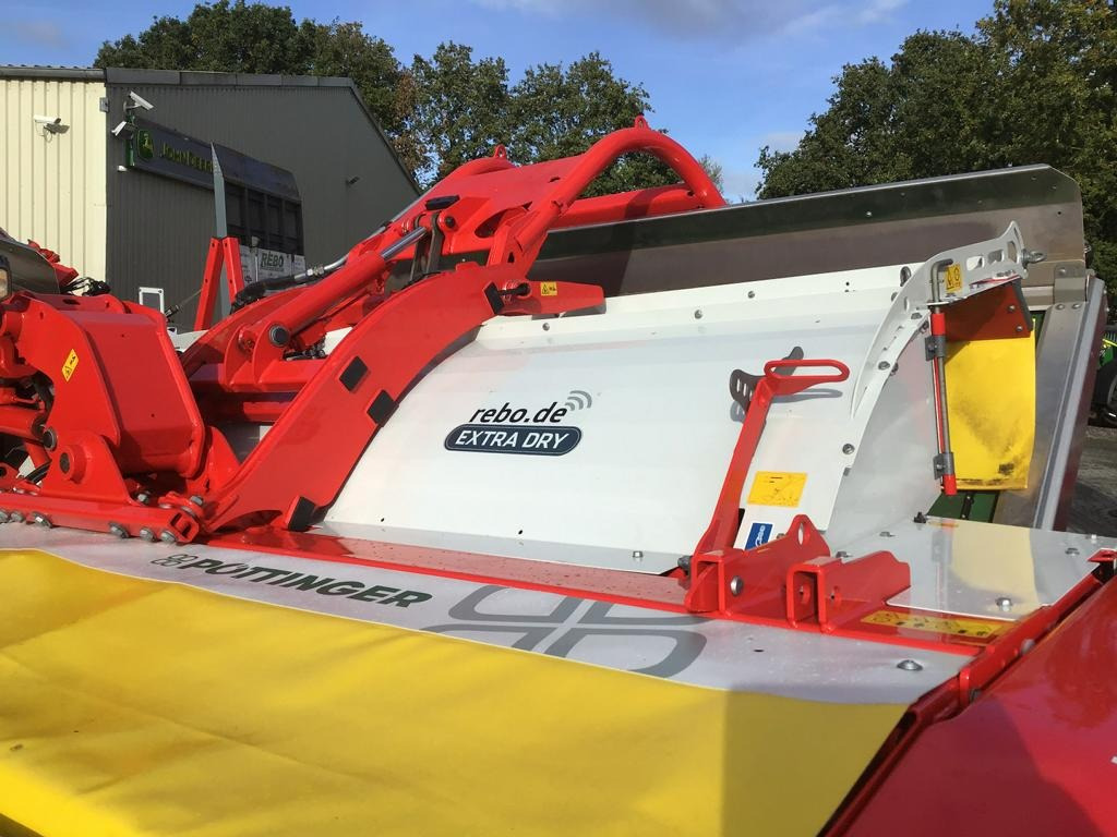 Pöttinger NOVACAT V 10000 ED CL - Falciatrice: foto 4 Pöttinger NOVACAT V 10000 ED CL - Falciatrice: foto 4