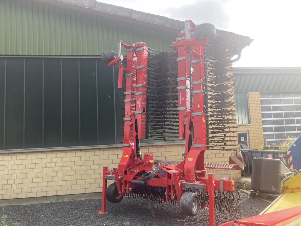 Pöttinger ROTOCARE V 12400 - Macchina per la lavorazione del terreno: foto 1 Pöttinger ROTOCARE V 12400 - Macchina per la lavorazione del terreno: foto 1