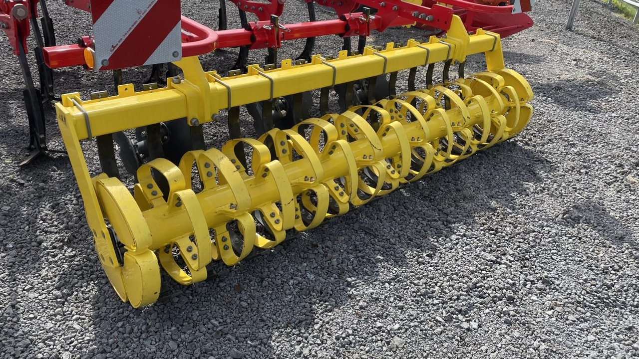 Pöttinger SYNKRO 3030 NOVA - Coltivatore: foto 4 Pöttinger SYNKRO 3030 NOVA - Coltivatore: foto 4