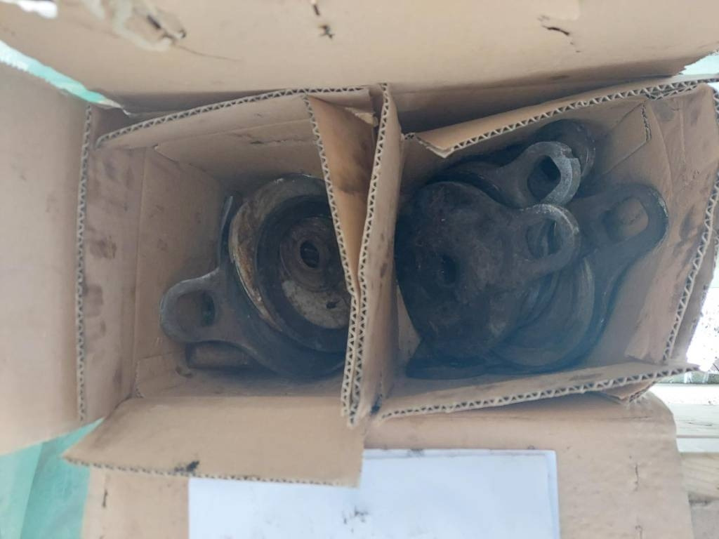 Komatsu 365.1 - Testa di abbattimento: foto 4 Komatsu 365.1 - Testa di abbattimento: foto 4