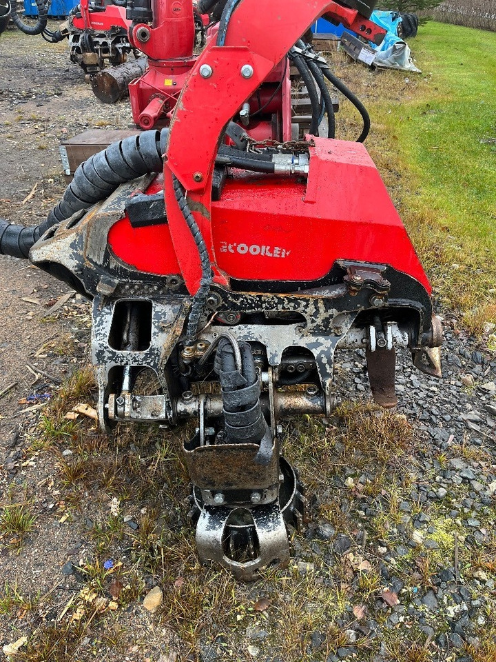 Komatsu 911 - Abbattitrice forestale: foto 3 Komatsu 911 - Abbattitrice forestale: foto 3