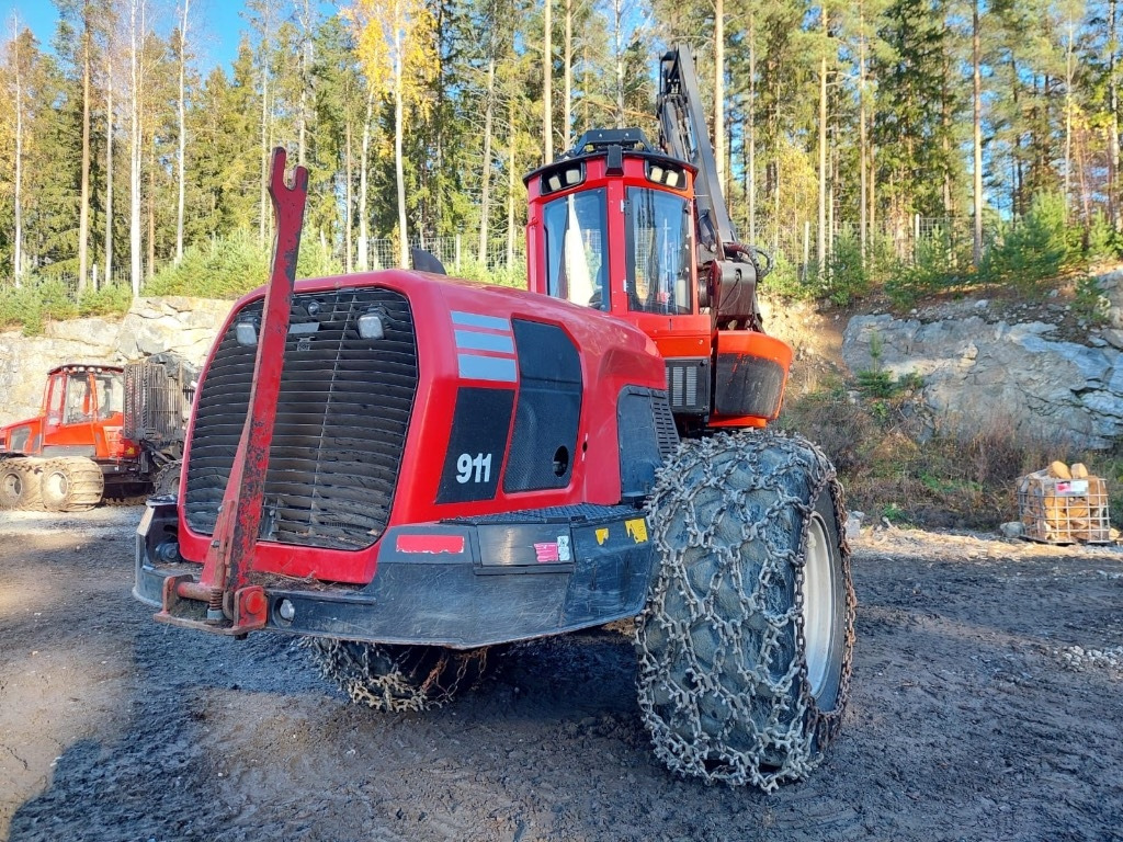 Komatsu 911 - Abbattitrice forestale: foto 4 Komatsu 911 - Abbattitrice forestale: foto 4