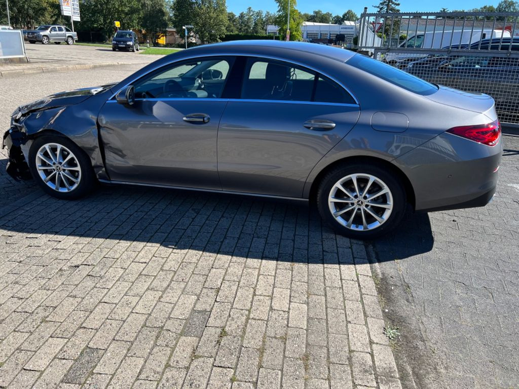 Mercedes-Benz CLA 180 4.500 KM NAVI-LED - Grosse Bildschirm - Autovettura: foto 2 Mercedes-Benz CLA 180 4.500 KM NAVI-LED - Grosse Bildschirm - Autovettura: foto 2