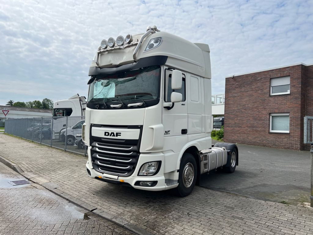 DAF XF 460 2016 Superspacecab Intarder - Trattore stradale: foto 1 DAF XF 460 2016 Superspacecab Intarder - Trattore stradale: foto 1