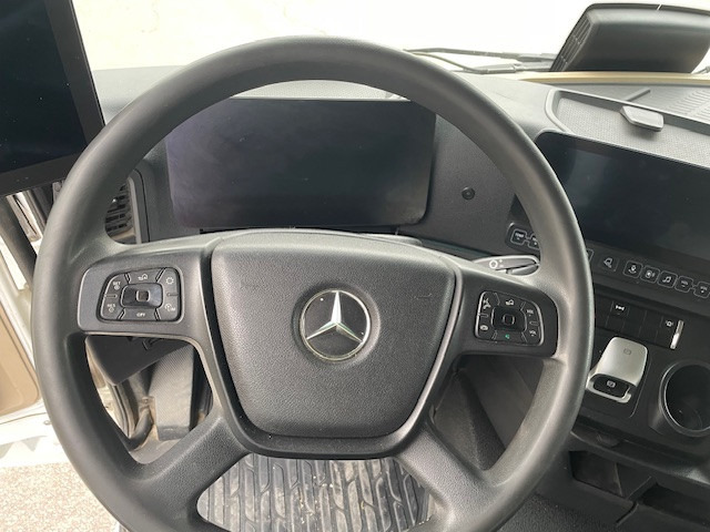 Mercedes-Benz Actros - Trattore stradale: foto 5 Mercedes-Benz Actros - Trattore stradale: foto 5