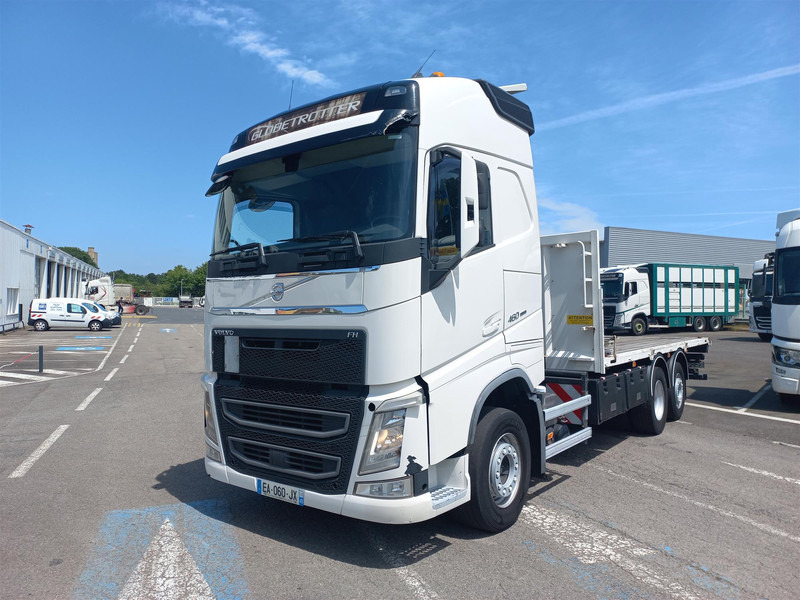 Autocarro con pianale/ Cassone fisso Volvo FH: foto 1