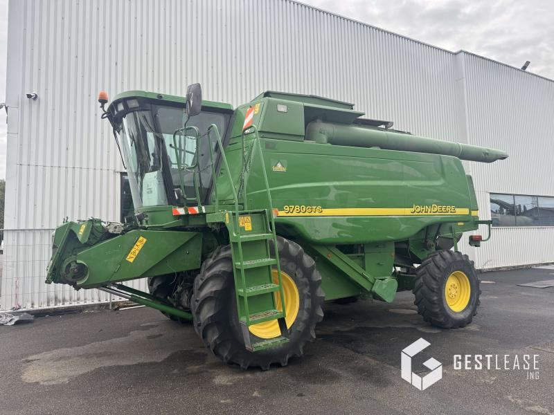 John Deere 9780 CTS - Mietitrebbia: foto 1 John Deere 9780 CTS - Mietitrebbia: foto 1