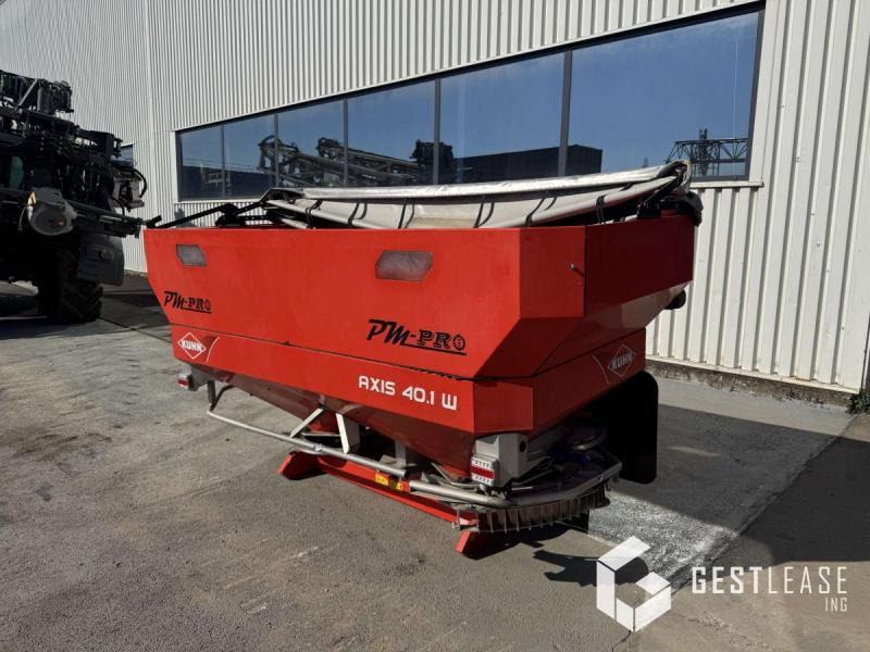 Kuhn AXIS 40.1 W - Spandiconcime: foto 2 Kuhn AXIS 40.1 W - Spandiconcime: foto 2