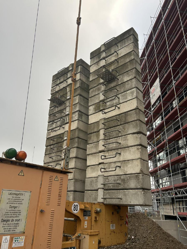 Liebherr 71k Baukran Turmdrehkran 71 K / Baujahr 2003 gebraucht - Gru a torre: foto 4 Liebherr 71k Baukran Turmdrehkran 71 K / Baujahr 2003 gebraucht - Gru a torre: foto 4