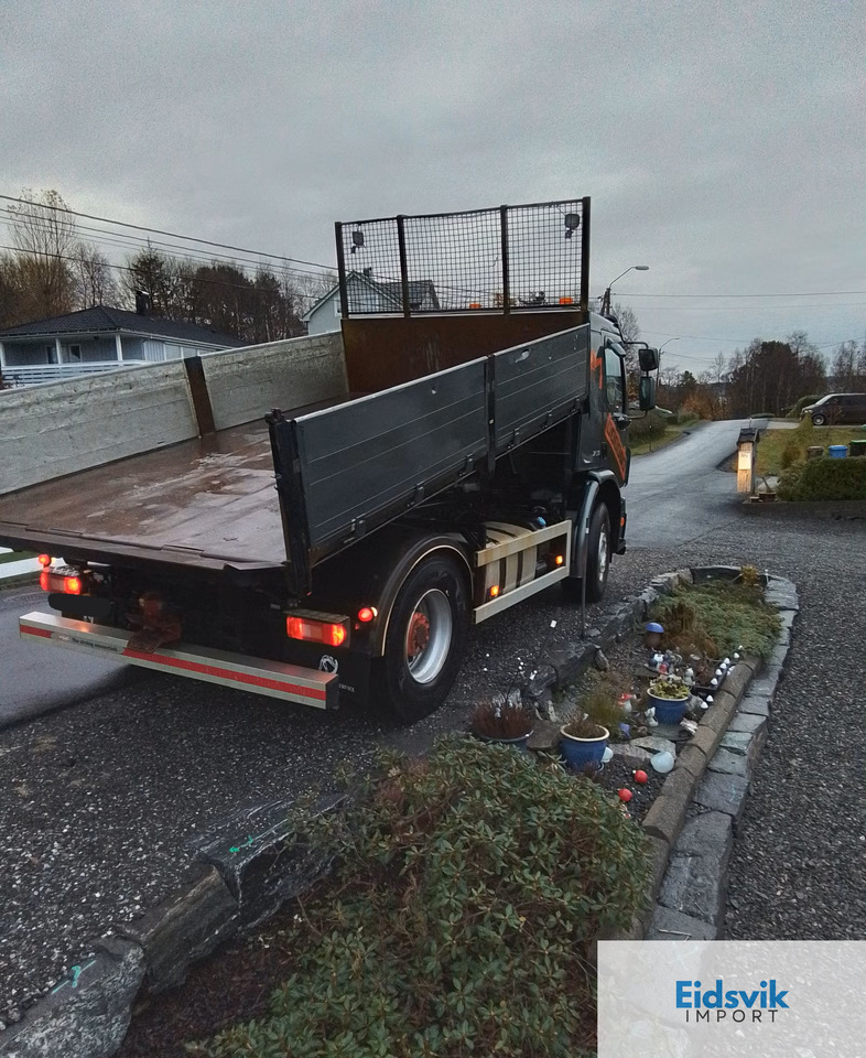 VOLVO EF 340 - Autocarro ribaltabile: foto 3 VOLVO EF 340 - Autocarro ribaltabile: foto 3