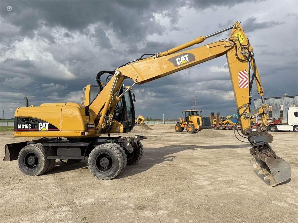 Escavatore gommato CAT M315C: foto 8 Escavatore gommato CAT M315C: foto 8