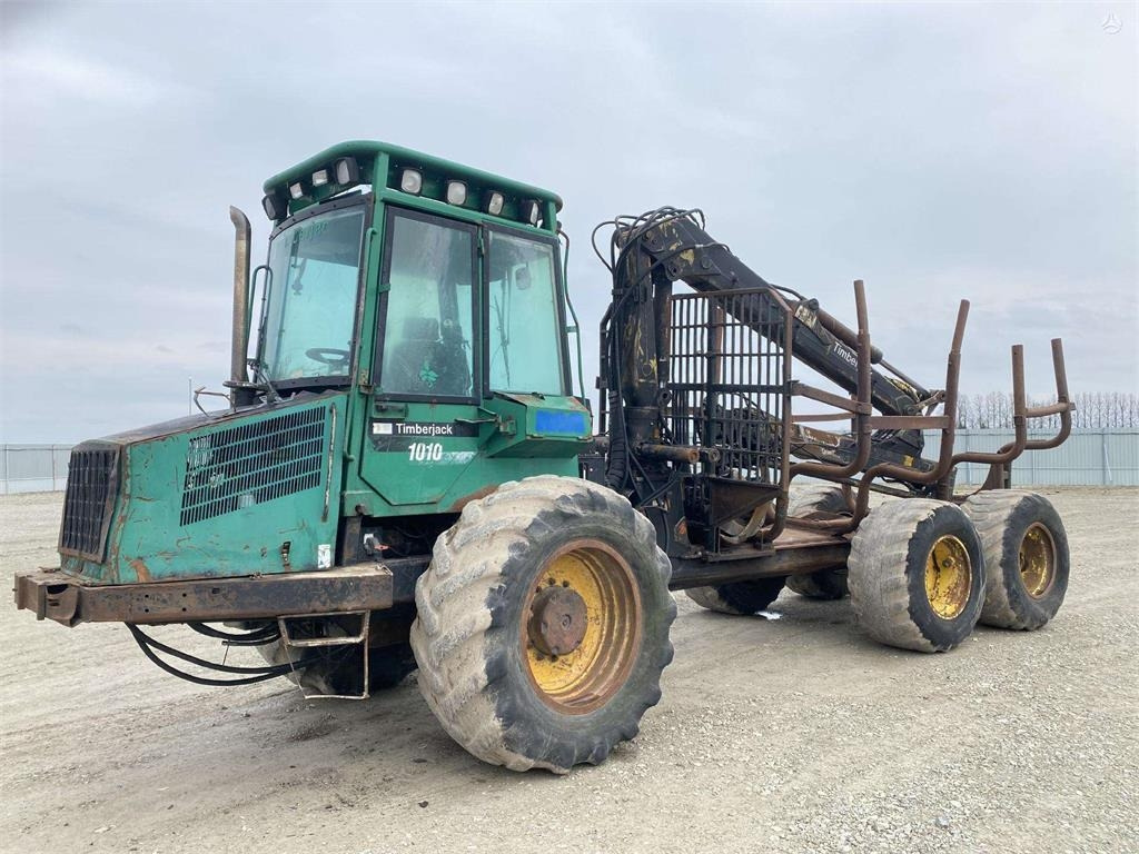 Timberjack 1010 DALIMIS FOR SPARE PARTS - Forwarder: foto 1 Timberjack 1010 DALIMIS FOR SPARE PARTS - Forwarder: foto 1