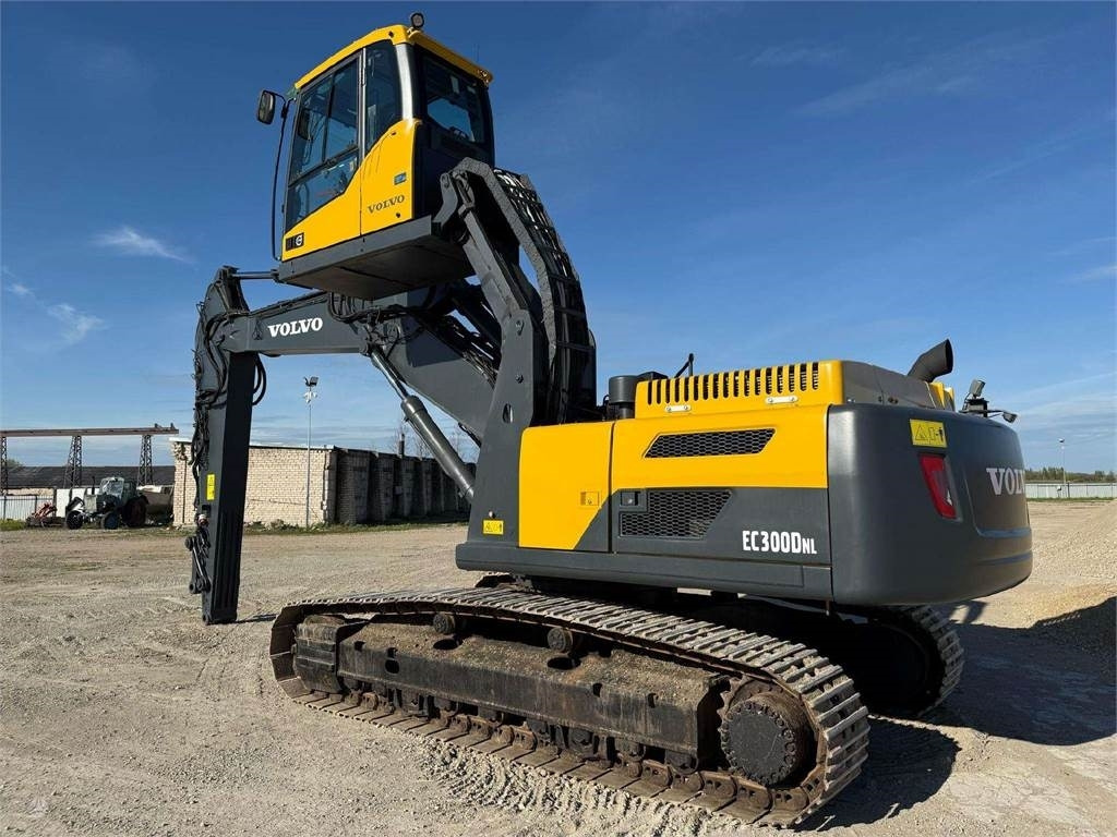 Volvo EC 300 DNL Cabin Lift - Escavatore cingolato: foto 1 Volvo EC 300 DNL Cabin Lift - Escavatore cingolato: foto 1