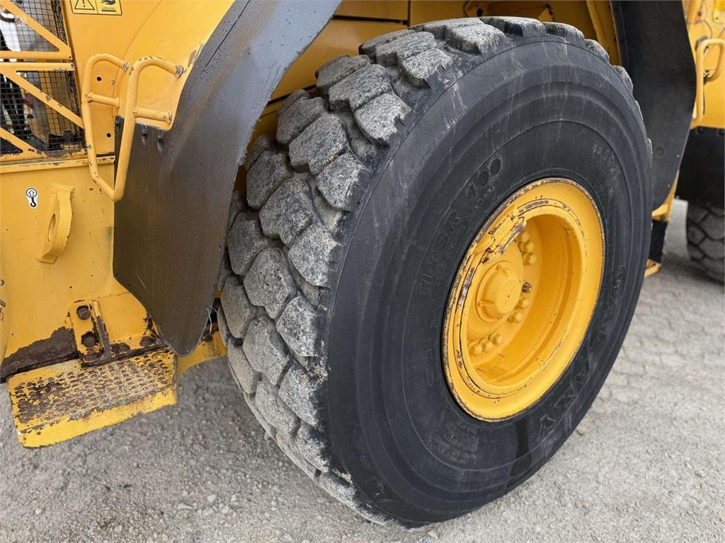 Pala gommata Volvo L 120 F , 4rd line , coupler: foto 17