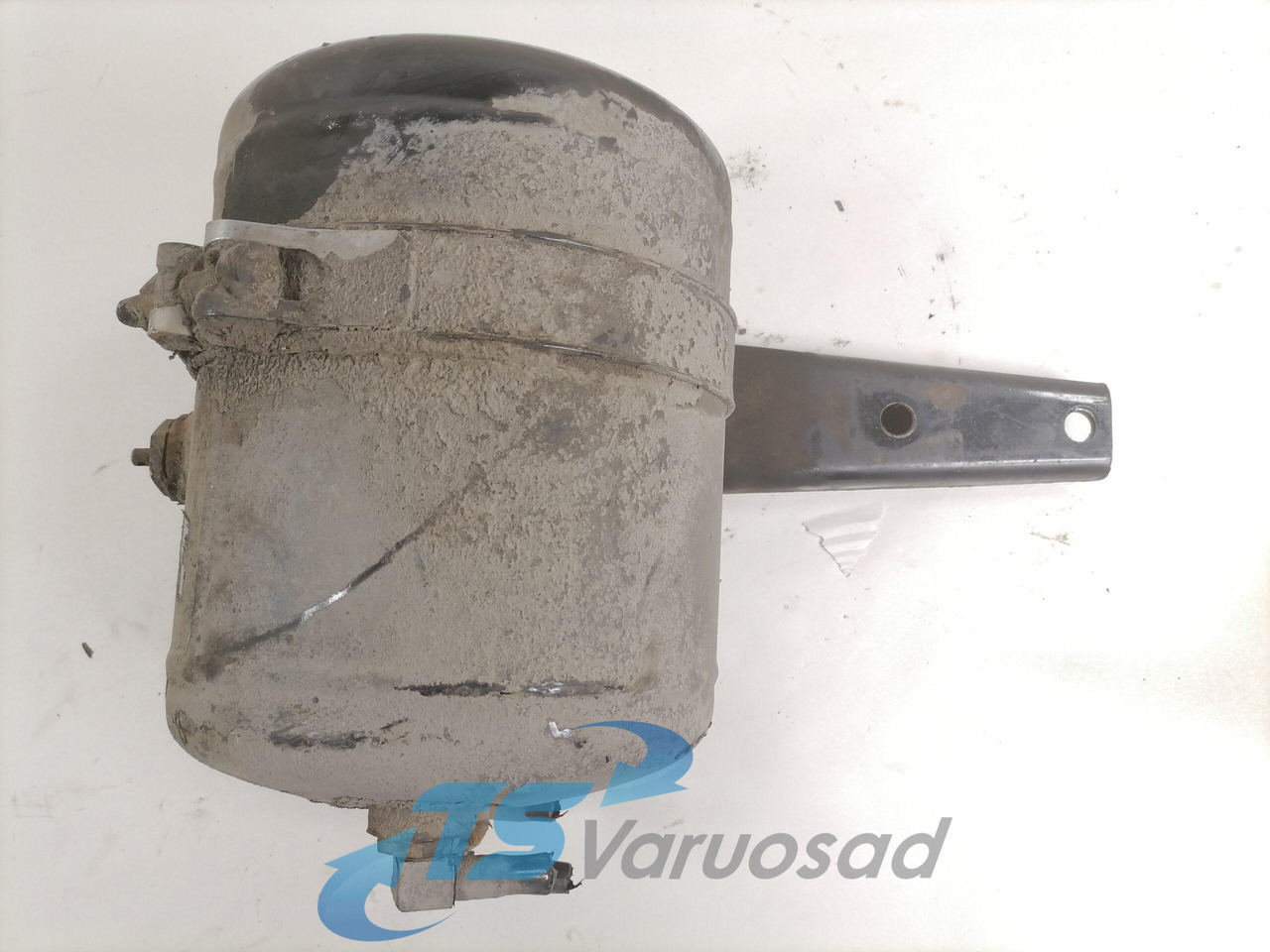 MAN Air tank 81514016016 - Ricambio universale per Camion: foto 4 MAN Air tank 81514016016 - Ricambio universale per Camion: foto 4