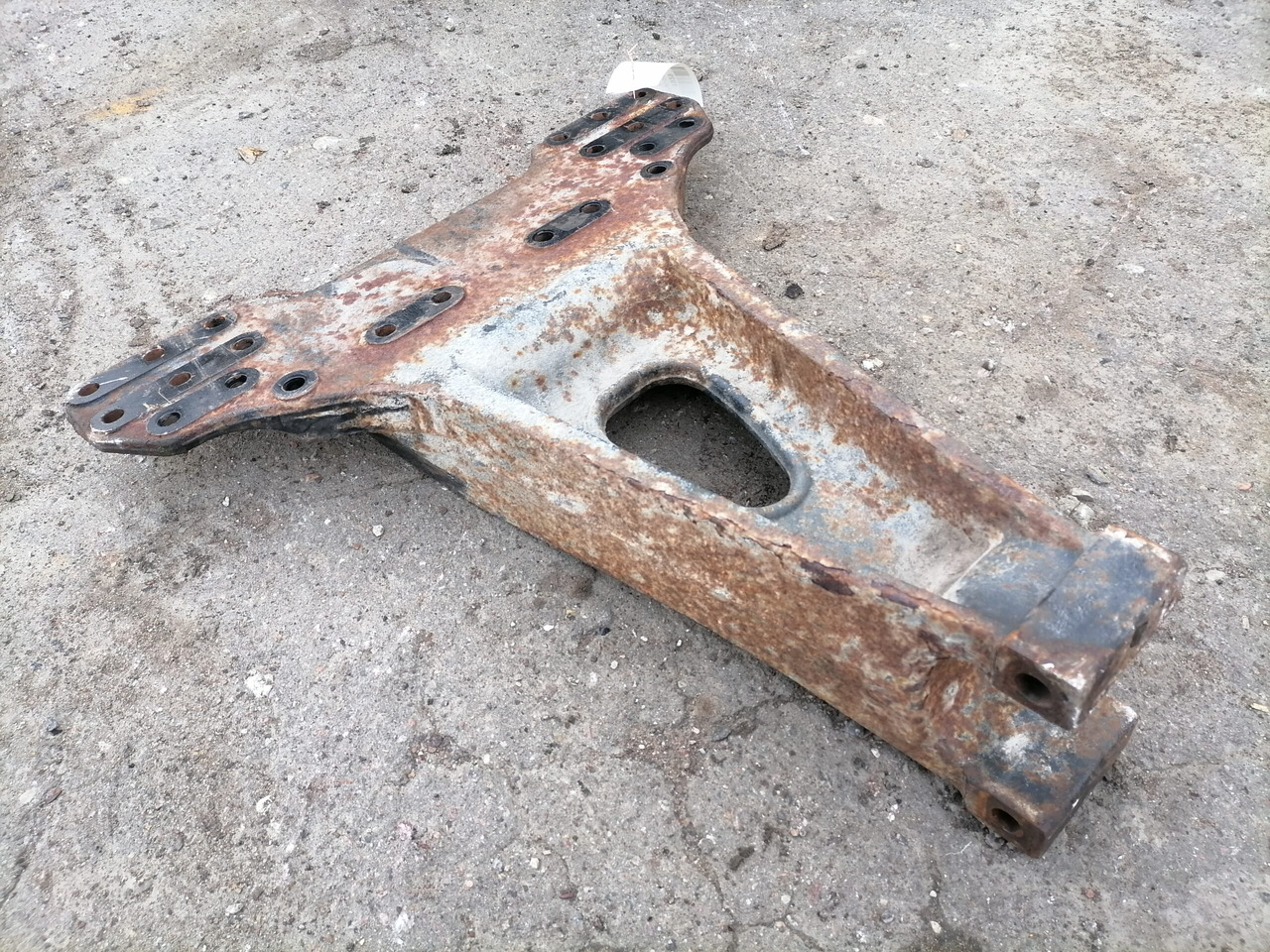 MAN Bracket 81432153025 - Sospensione per Camion: foto 3 MAN Bracket 81432153025 - Sospensione per Camion: foto 3