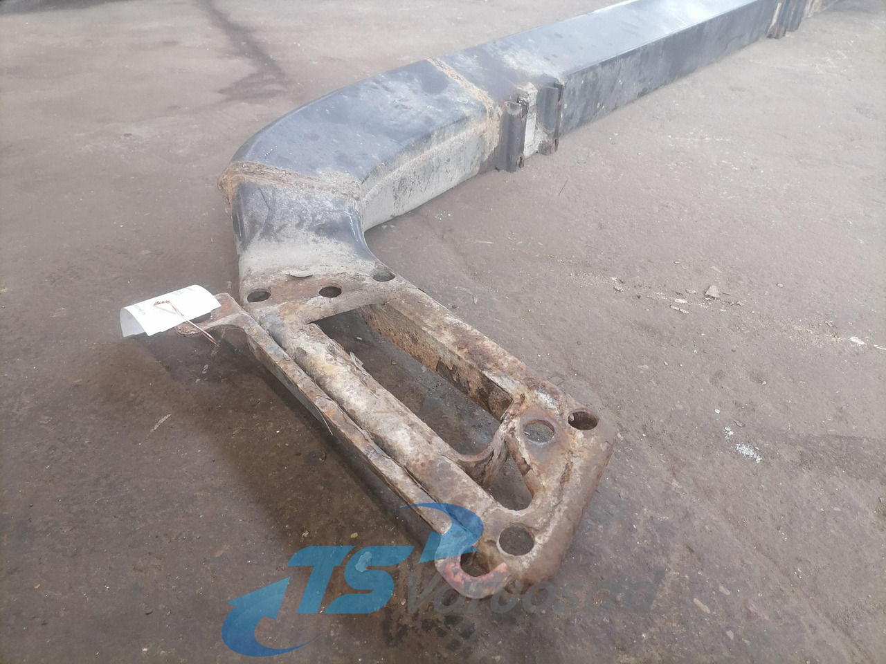 MAN Bumper 81416505013 - Paraurto per Camion: foto 4 MAN Bumper 81416505013 - Paraurto per Camion: foto 4