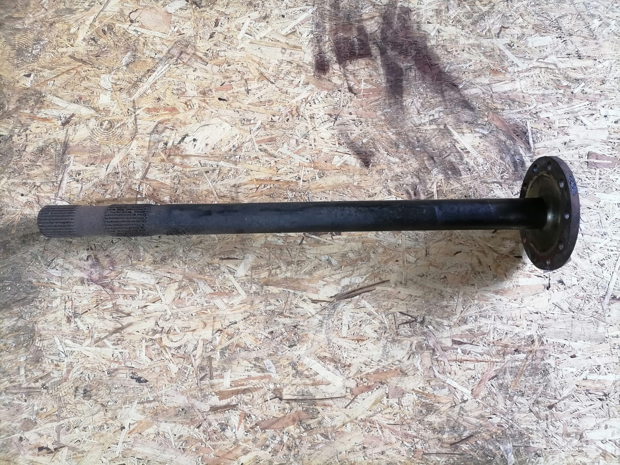 MAN Drive shaft 81355020147 - Semiasse per Camion: foto 2 MAN Drive shaft 81355020147 - Semiasse per Camion: foto 2