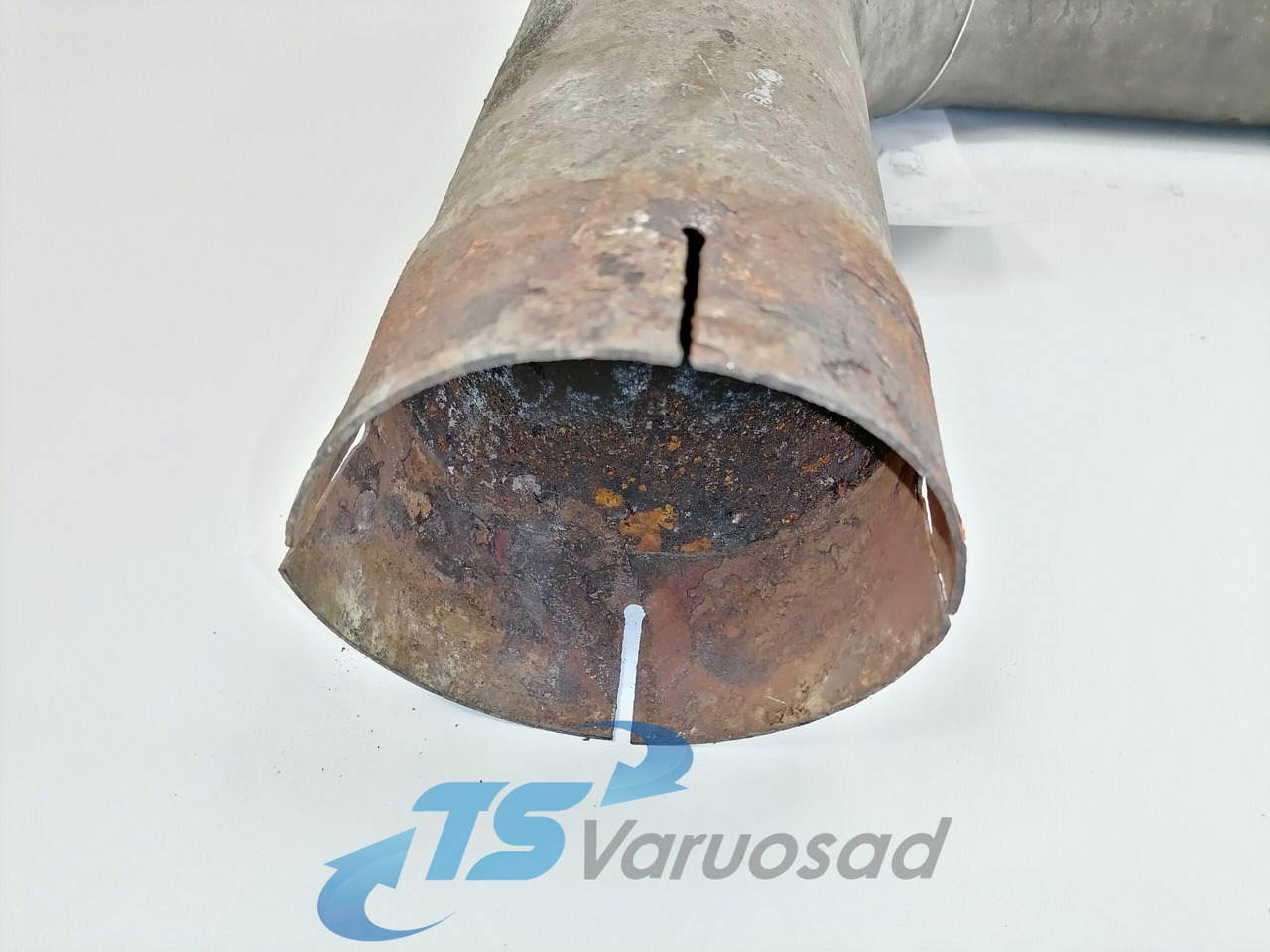 MAN Exhaust pipe 81152040720 - Marmitta per Camion: foto 2 MAN Exhaust pipe 81152040720 - Marmitta per Camion: foto 2