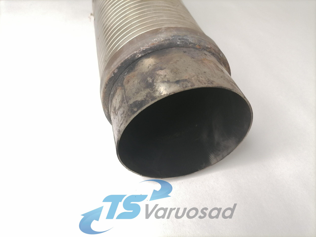 MAN Exhaust pipe 81152100114 - Marmitta per Camion: foto 2 MAN Exhaust pipe 81152100114 - Marmitta per Camion: foto 2