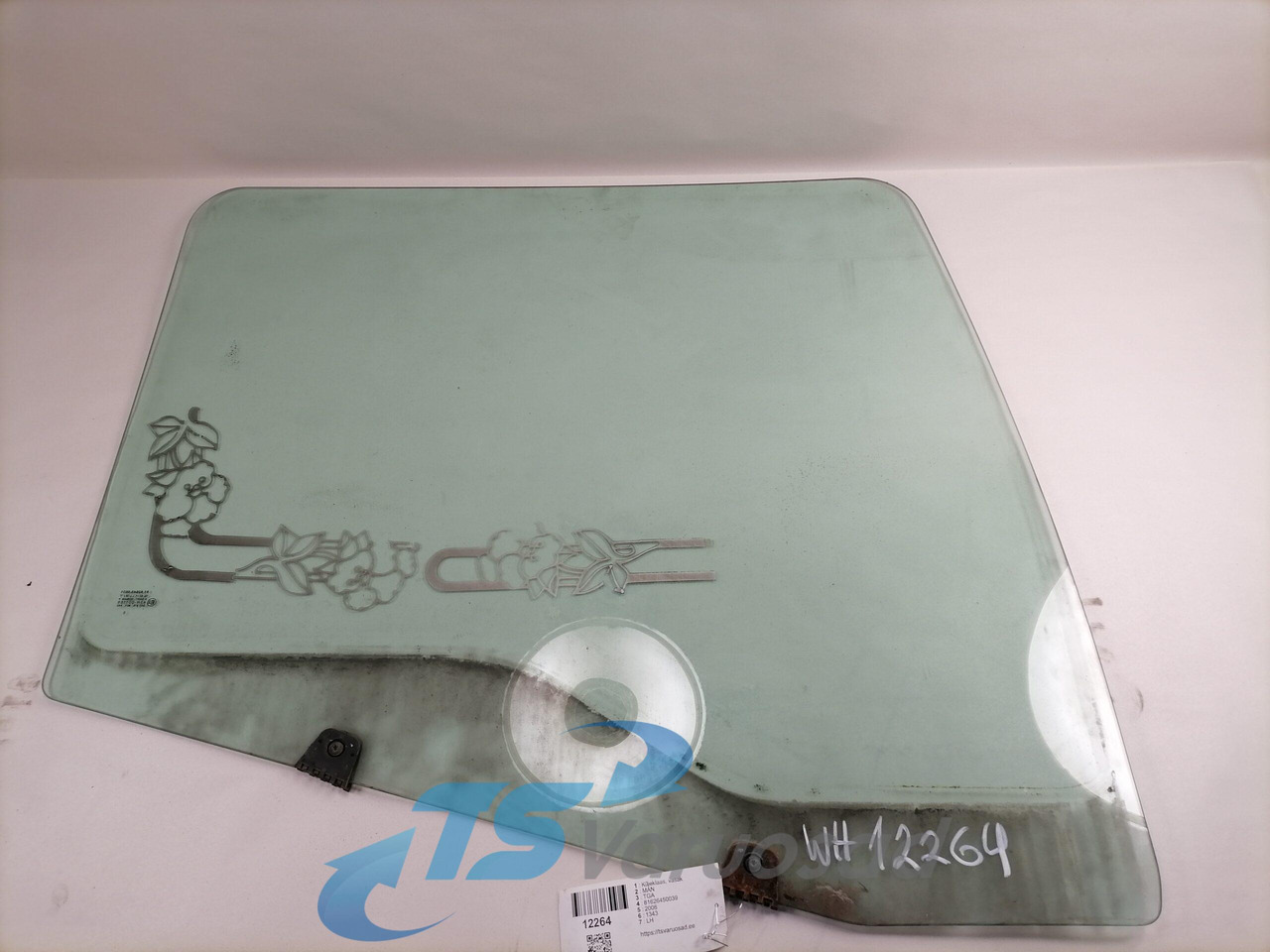 MAN Küljeklaas, vasak 81626450039 - Finestra e ricambi per Camion: foto 2 MAN Küljeklaas, vasak 81626450039 - Finestra e ricambi per Camion: foto 2