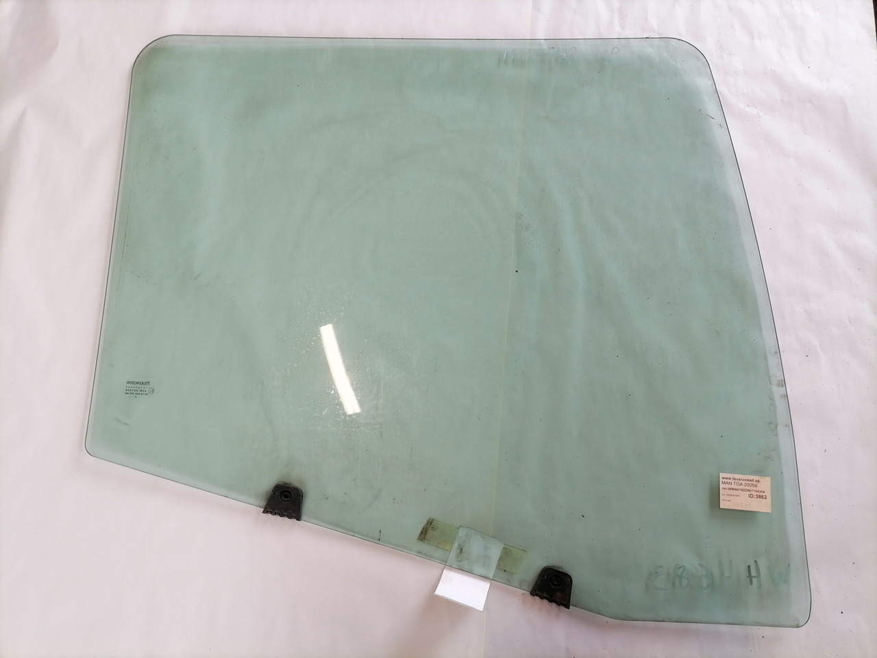 MAN Küljeklaas, vasak 81626450039 - Finestra e ricambi per Camion: foto 3 MAN Küljeklaas, vasak 81626450039 - Finestra e ricambi per Camion: foto 3