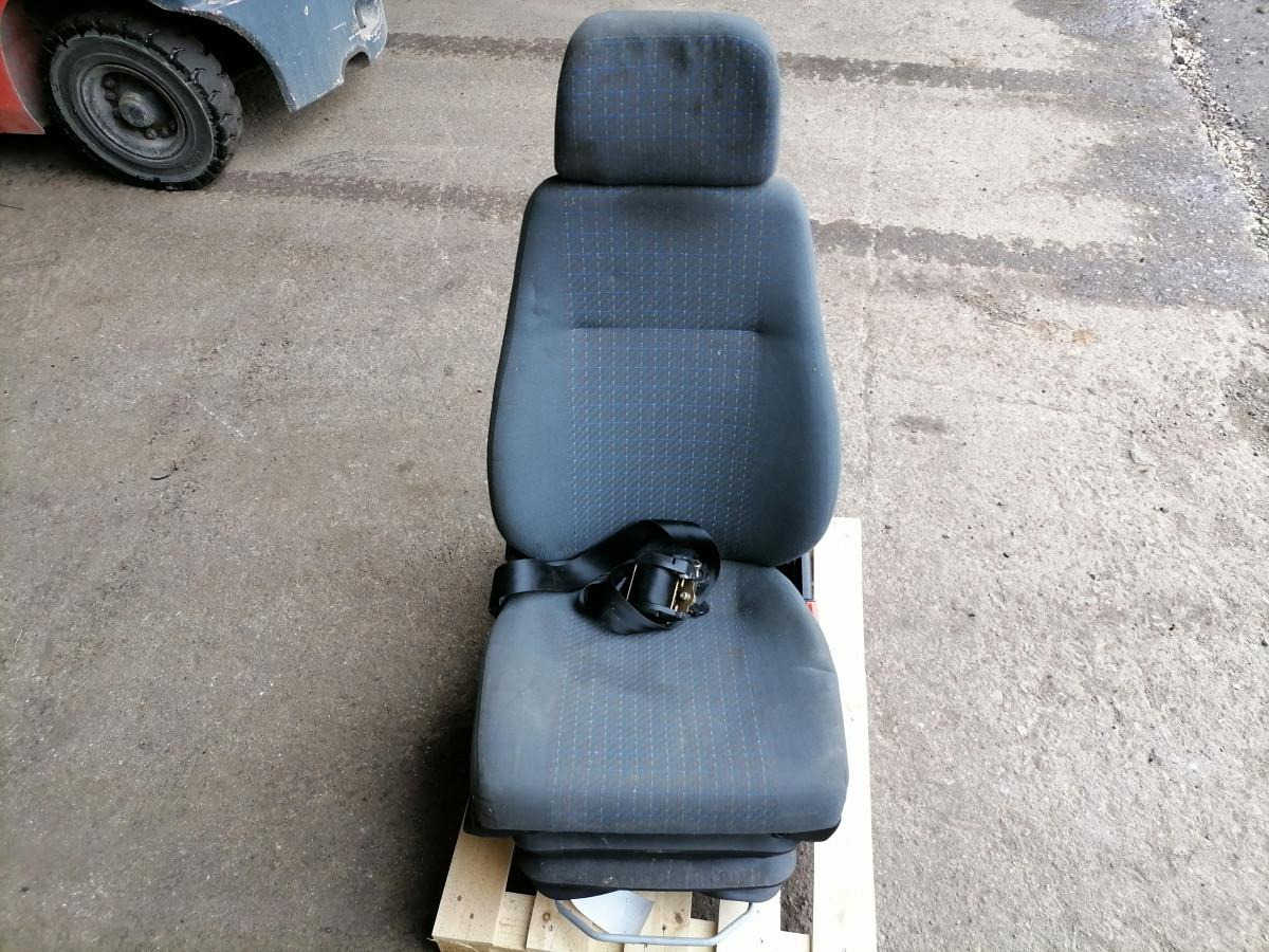 MAN Passenger seat 81623016900 - Sedile per Camion: foto 3 MAN Passenger seat 81623016900 - Sedile per Camion: foto 3